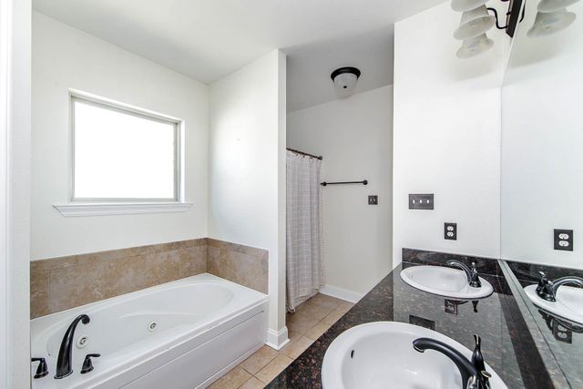 121 Carriage Way, Thibodaux, LA 70301