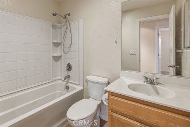 1525 La Sierra Street, Merced, CA 95348