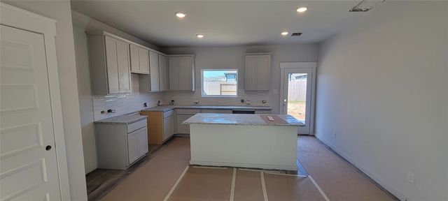 4314 Maple Root Lane, Pinehurst, TX 77362