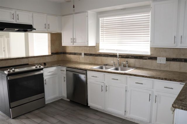 4514 Wee Laddie Lane, Houston, TX 77084