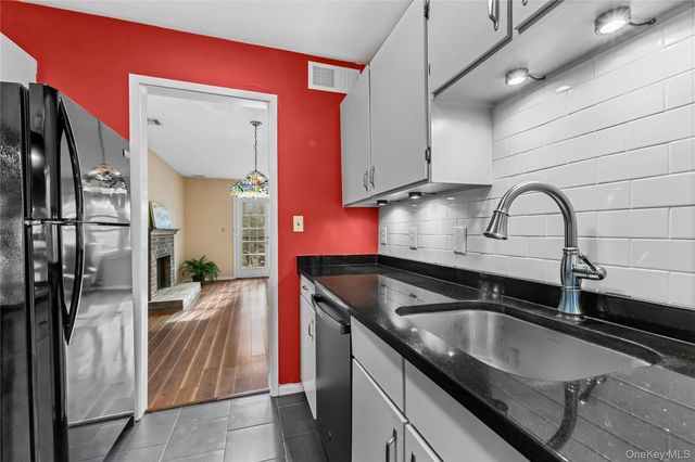 182 Heritage Hills A, Somers, NY 10589