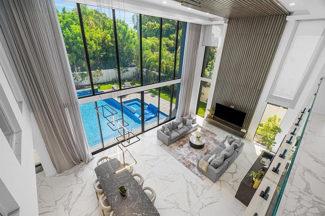 245 NE 6th Court, Boca Raton, FL 33432
