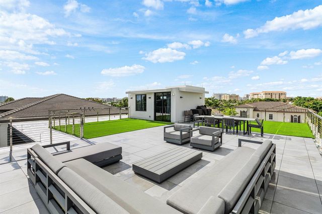 245 NE 6th Court, Boca Raton, FL 33432