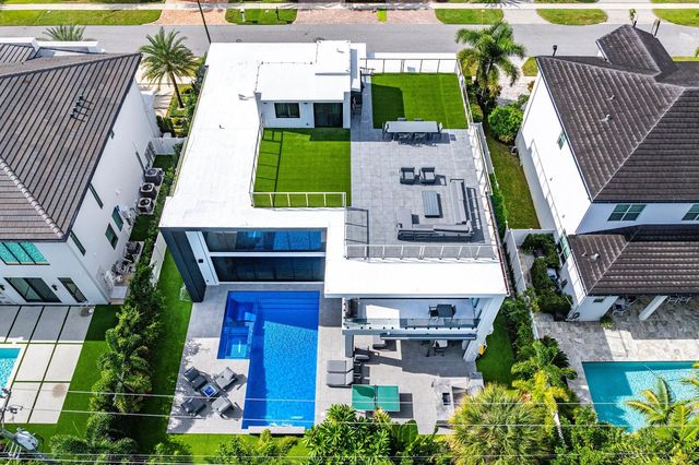 245 NE 6th Court, Boca Raton, FL 33432