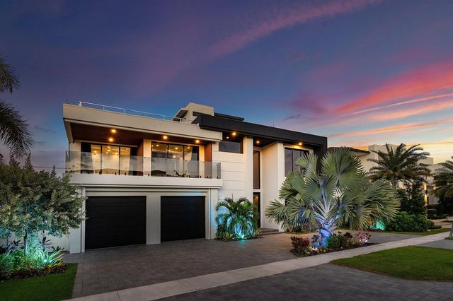 245 NE 6th Court, Boca Raton, FL 33432