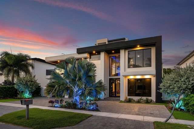 245 NE 6th Court, Boca Raton, FL 33432