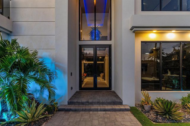 245 NE 6th Court, Boca Raton, FL 33432