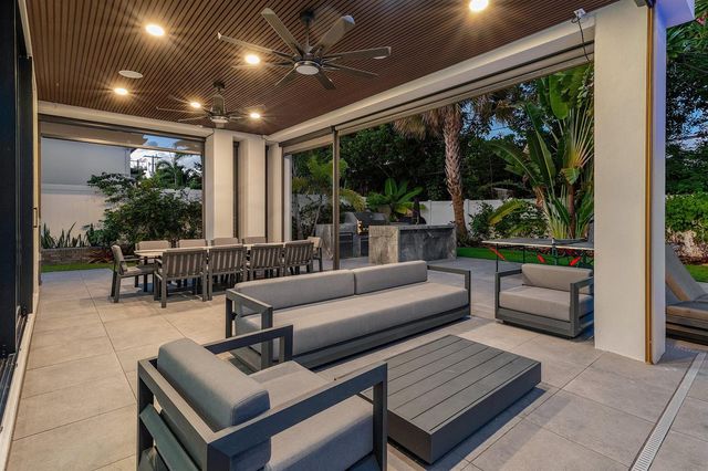 245 NE 6th Court, Boca Raton, FL 33432