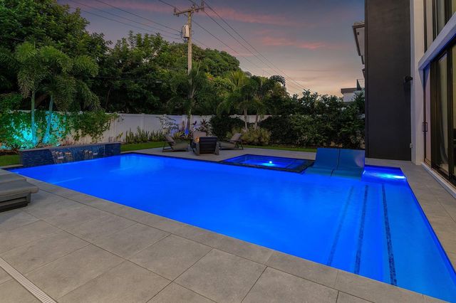 245 NE 6th Court, Boca Raton, FL 33432