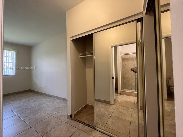 671 Cypress Lake Blvd C21, Deerfield Beach, FL 33064