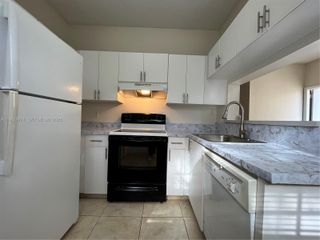 671 Cypress Lake Blvd C21, Deerfield Beach, FL 33064