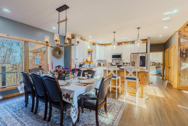 1642 Little Cove Road, Sevierville, TN 37862