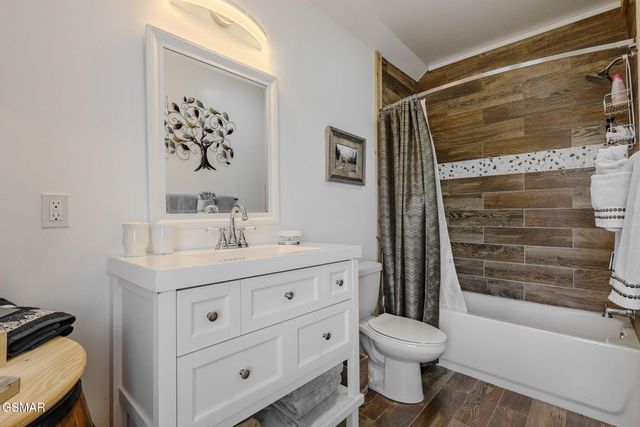 1642 Little Cove Road, Sevierville, TN 37862