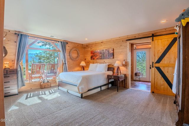 1642 Little Cove Road, Sevierville, TN 37862