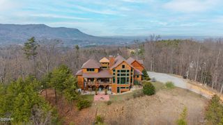 1642 Little Cove Road, Sevierville, TN 37862