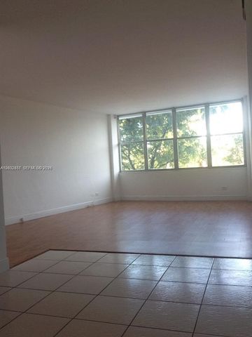 7441 Wayne Avenue 2O, Miami Beach, FL 33141