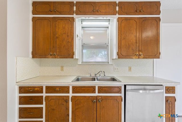 1018 S 11th Street, Temple, TX 76504