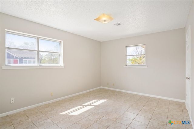 1018 S 11th Street, Temple, TX 76504