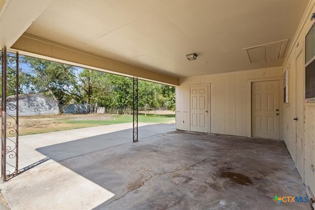 1018 S 11th Street, Temple, TX 76504