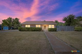 1018 S 11th Street, Temple, TX 76504