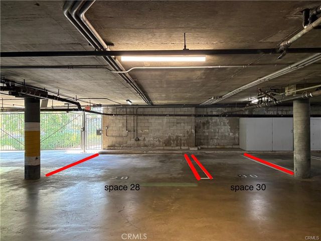 200 Mcneil Lane 204, Newport Beach, CA 92663