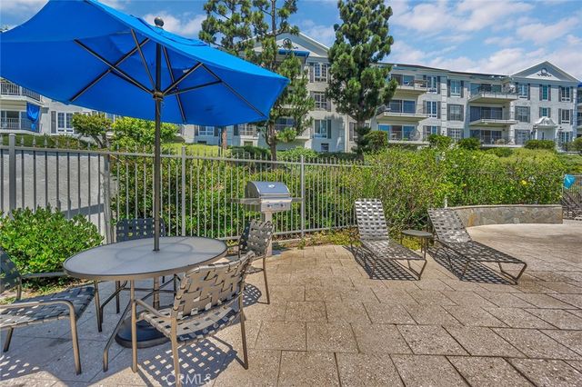 200 Mcneil Lane 204, Newport Beach, CA 92663