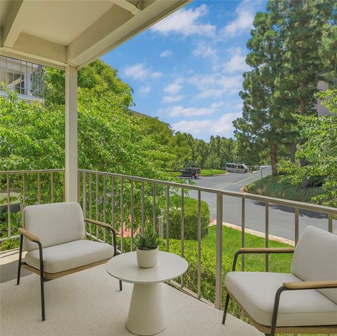 200 Mcneil Lane 204, Newport Beach, CA 92663