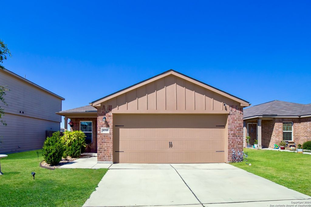 4016 NORTHAVEN TRL, New Braunfels, TX 78132