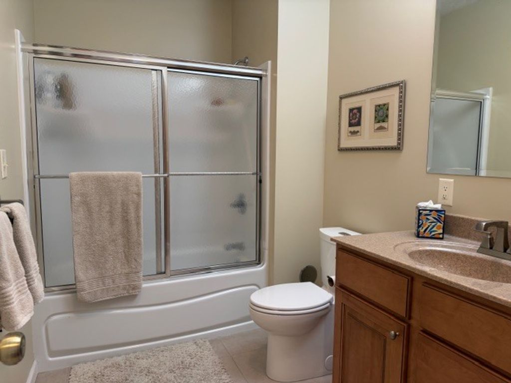 Image 17 of property listing at 3550 Bishop Road, Mt Vernon, IL 62864