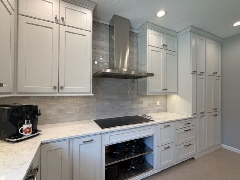 Image 22 of property listing at 3550 Bishop Road, Mt Vernon, IL 62864