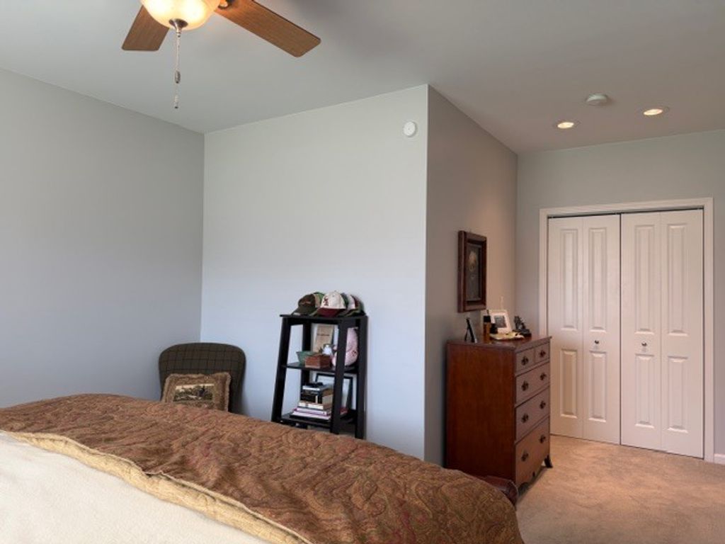 Image 33 of property listing at 3550 Bishop Road, Mt Vernon, IL 62864