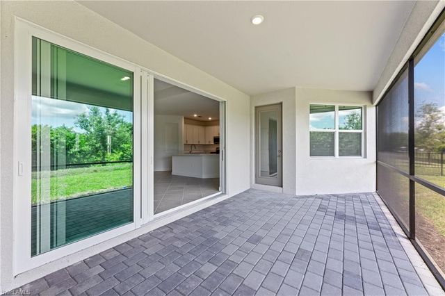 1611 Double Eagle TRL, Naples, FL 34120