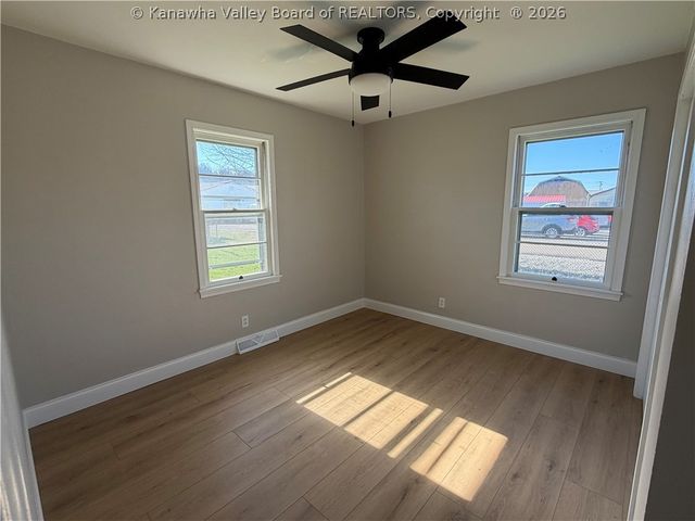 691 2nd Street, Mason, WV 25260