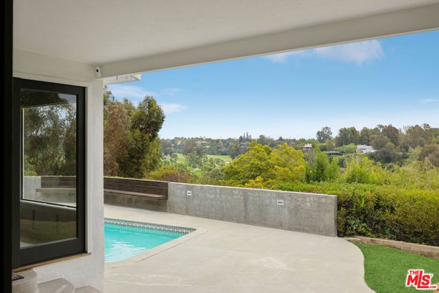 672 Amalfi Drive, Pacific Palisades (los Angeles), CA 90272