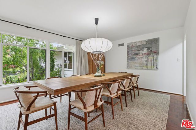 672 Amalfi Drive, Pacific Palisades (los Angeles), CA 90272