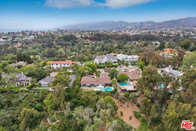 672 Amalfi Drive, Pacific Palisades (los Angeles), CA 90272