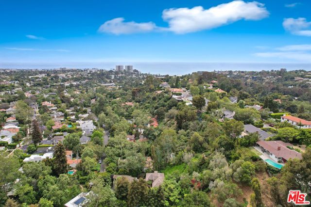 672 Amalfi Drive, Pacific Palisades (los Angeles), CA 90272
