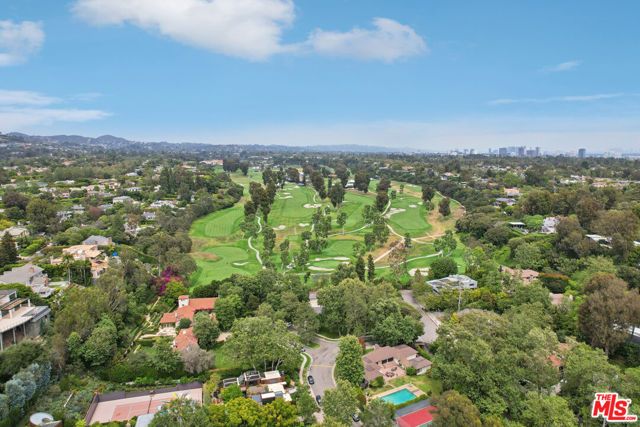 672 Amalfi Drive, Pacific Palisades (los Angeles), CA 90272