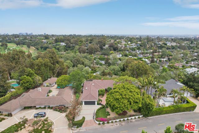 672 Amalfi Drive, Pacific Palisades (los Angeles), CA 90272