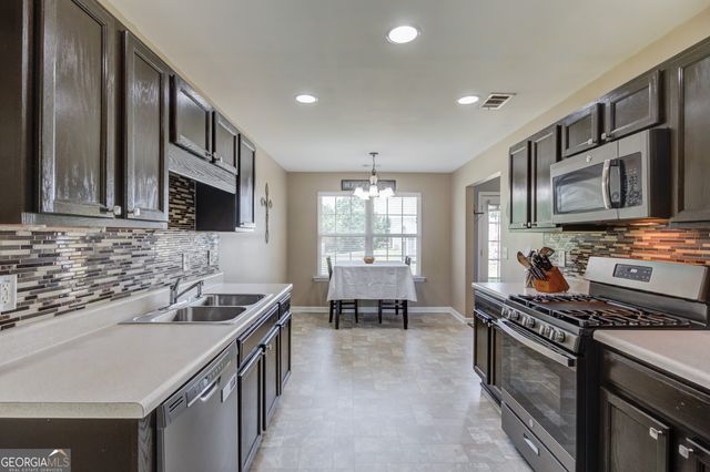 1092 Ridgeway Road, Commerce, GA 30529