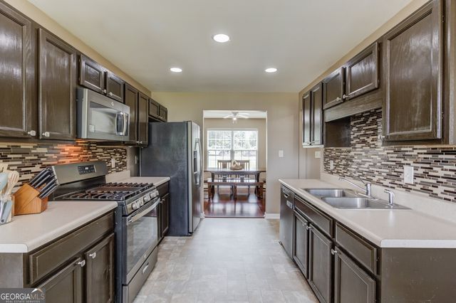 1092 Ridgeway Road, Commerce, GA 30529