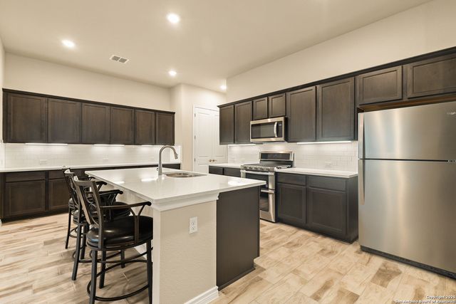 108 Lafitte Dr # 102, San Marcos, TX 78666