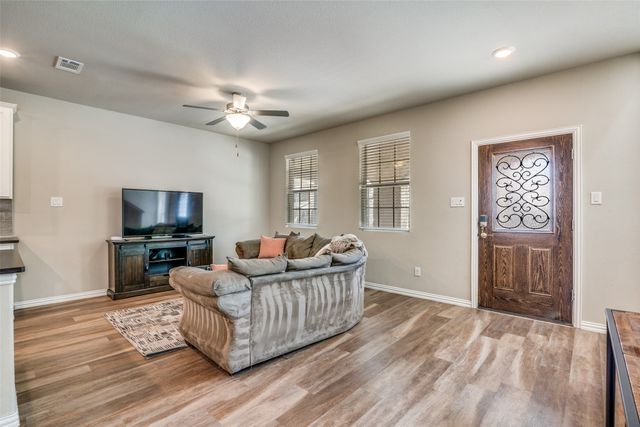 3835 Barnett Road, Rowlett, TX 75089