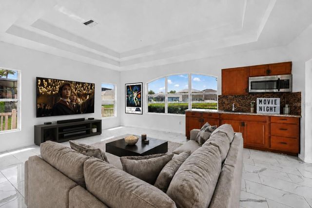 20114 TAMIAMI AVENUE, Tampa, FL 33647