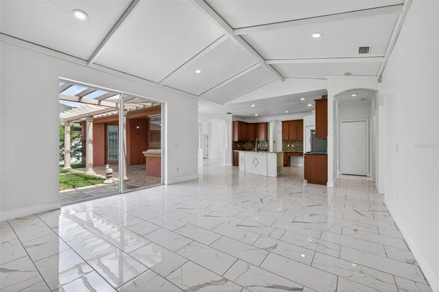 20114 TAMIAMI AVENUE, Tampa, FL 33647