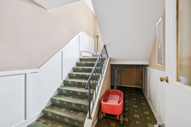 3237 15th Avenue S 21, Minneapolis, MN 55407