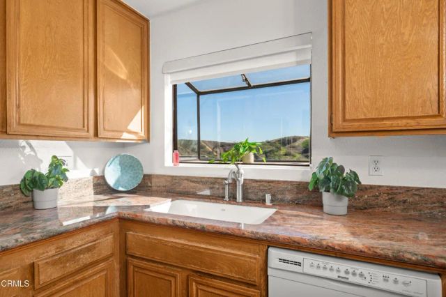 868 Temple Terrace, Los Angeles, CA 90042