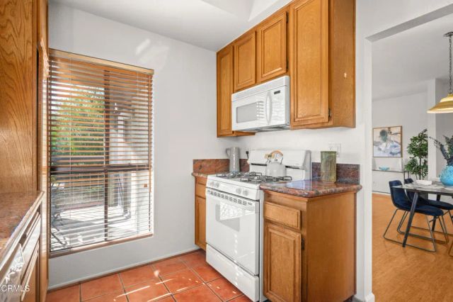 868 Temple Terrace, Los Angeles, CA 90042