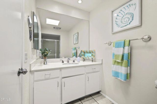 868 Temple Terrace, Los Angeles, CA 90042