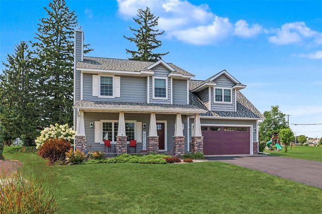 1300 Whistling Straits Court, Altoona, WI 54720